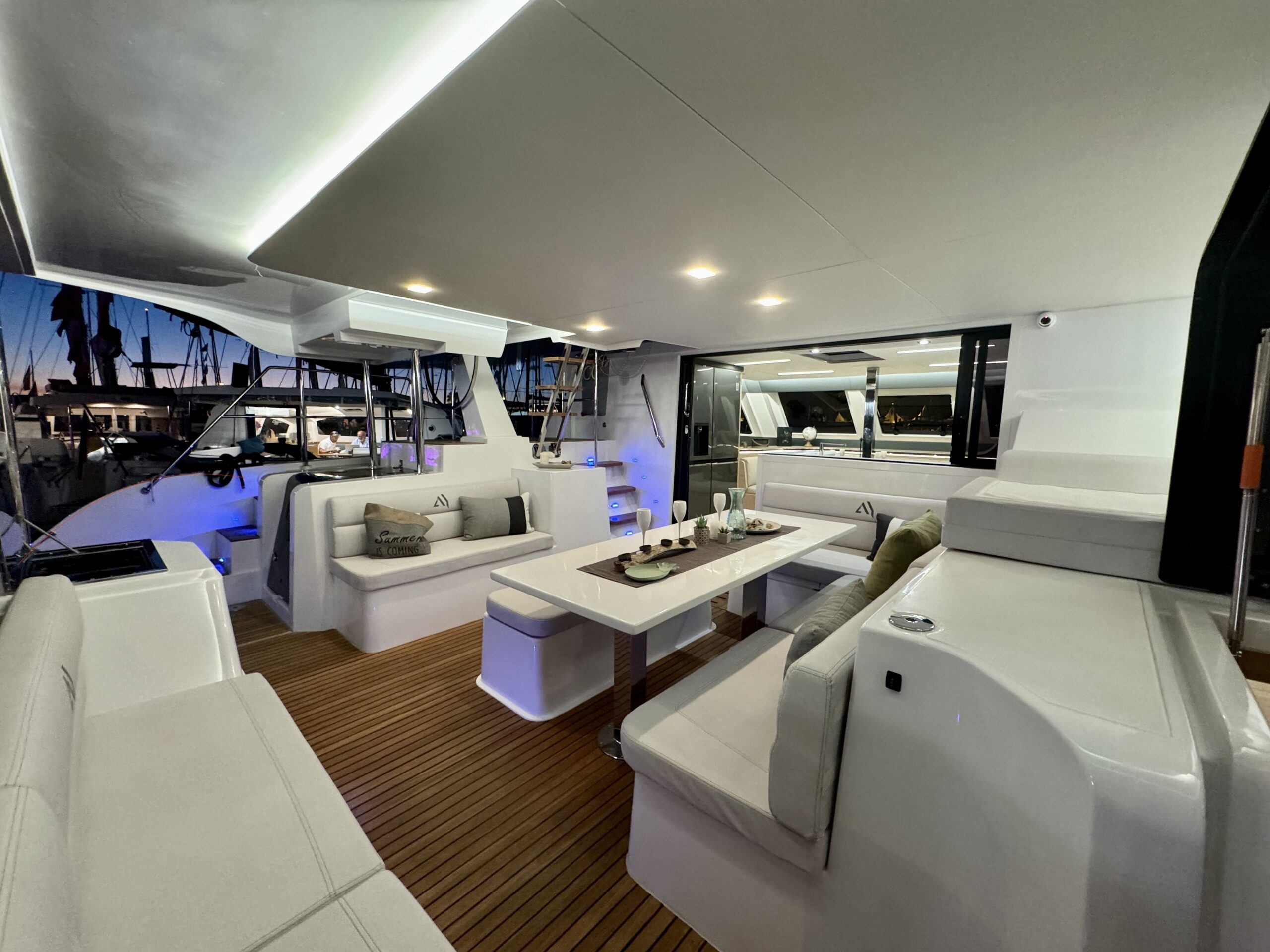 Aventura 45 - Carré