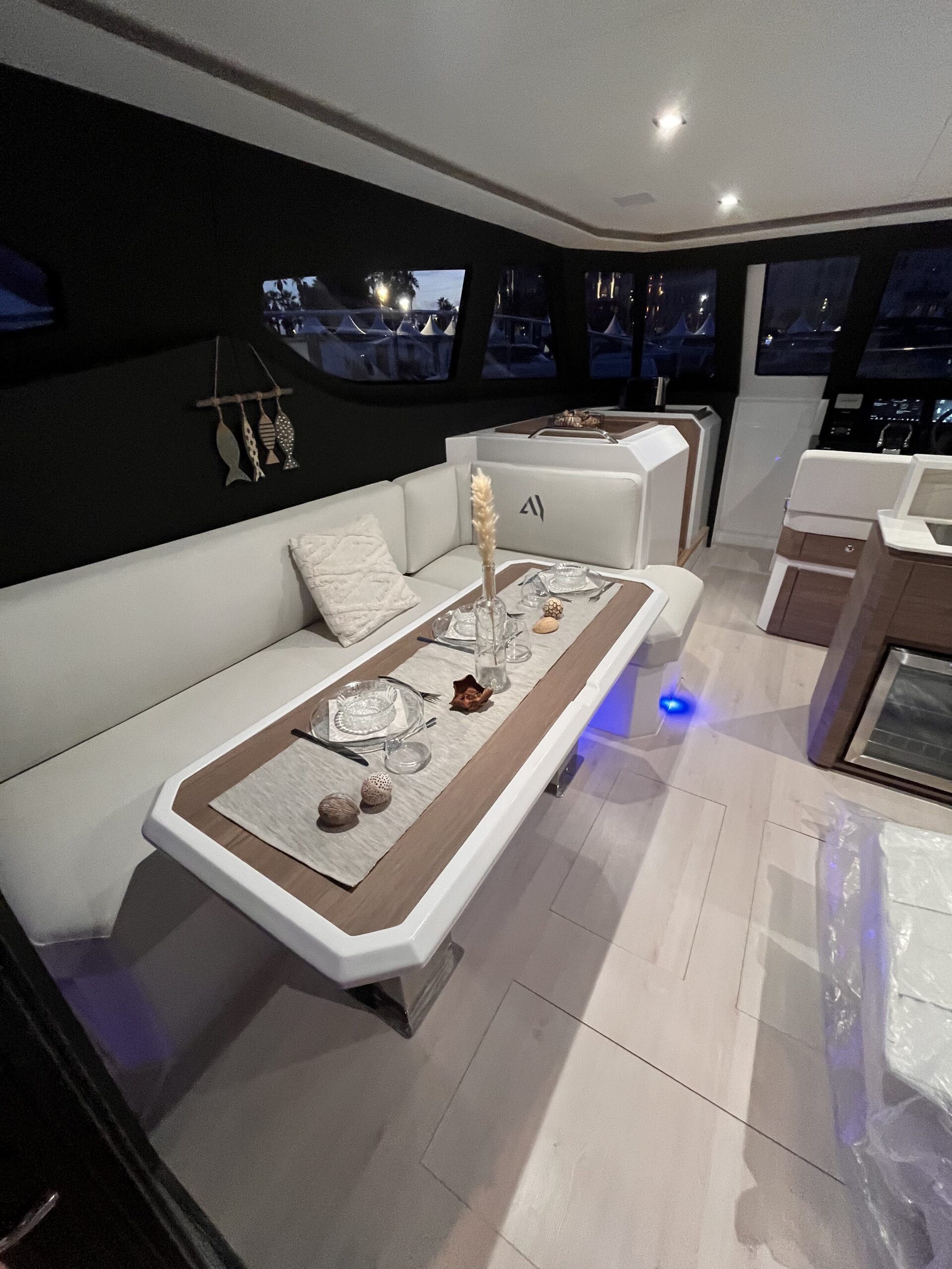 Aventura 45 - Carré