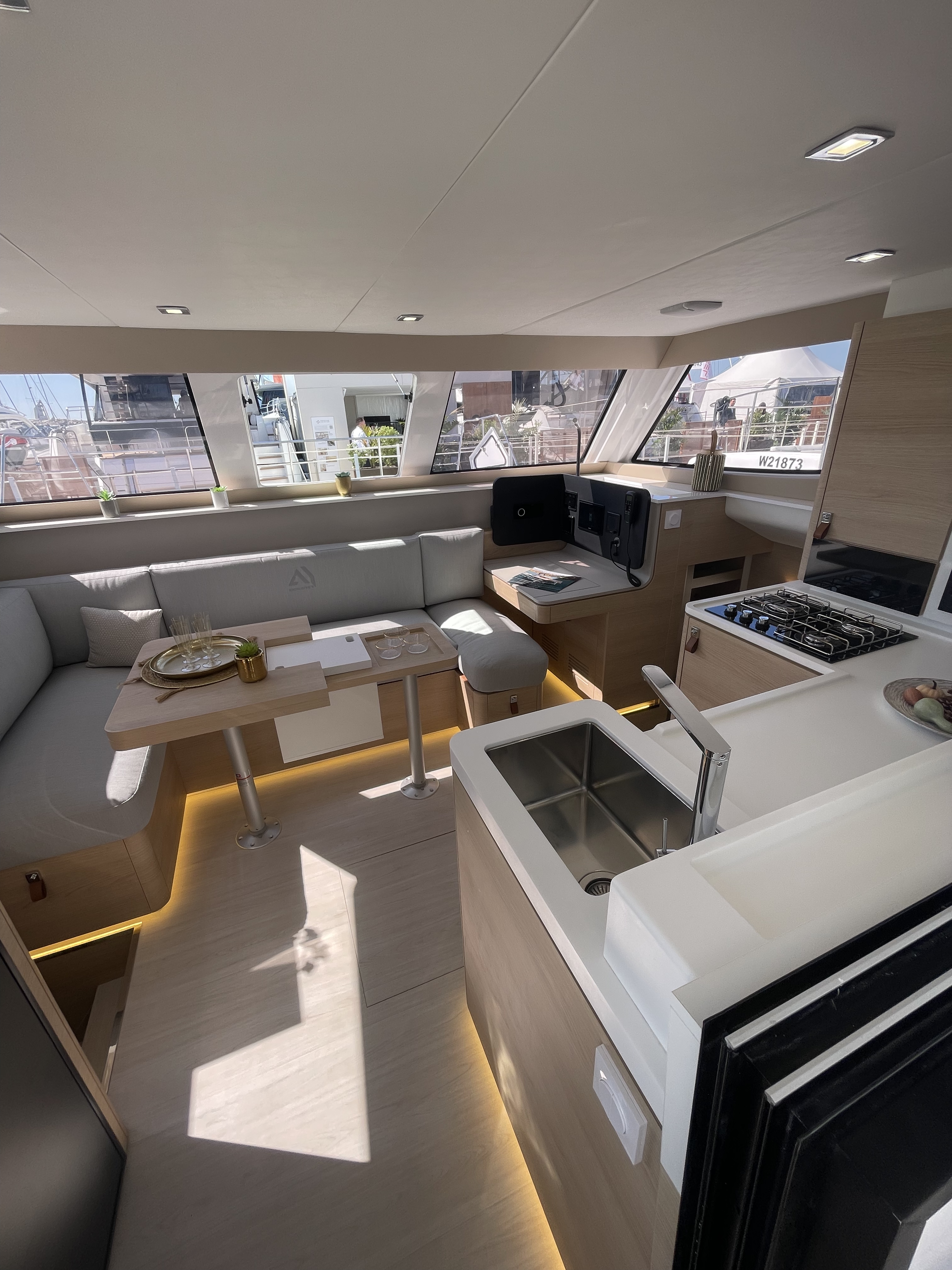 Aventura 37 Explorer